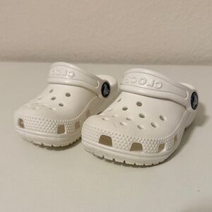 White Toddler CROCS (Size 6C)